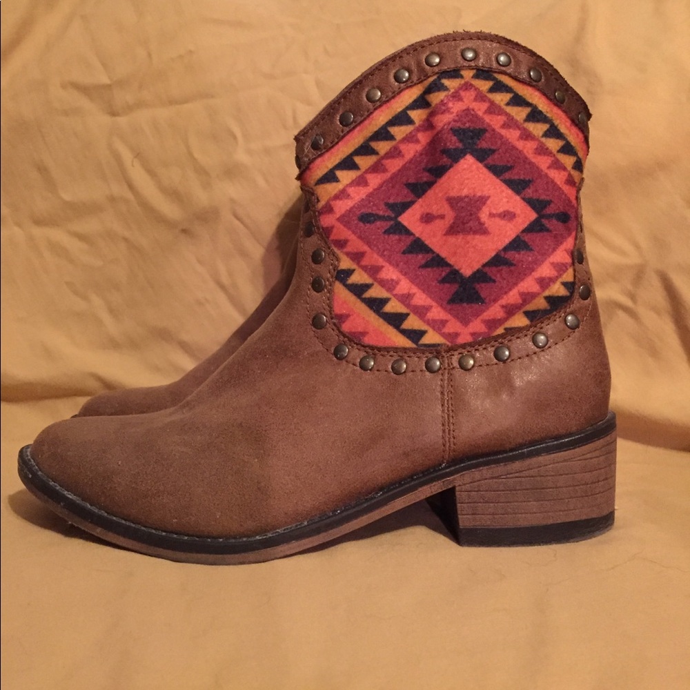 Size 7 boots