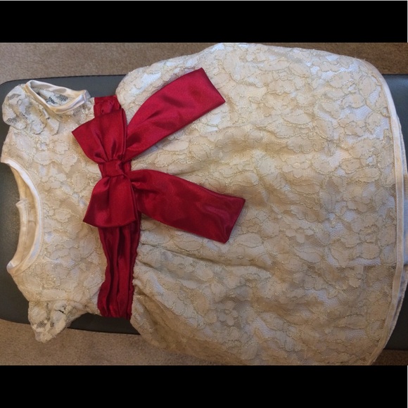 Girls champagne dress w/ red bow 18months - Picture 1 of 3