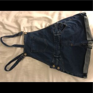 Papaya overall jean shorts Papaya overall jean shorts