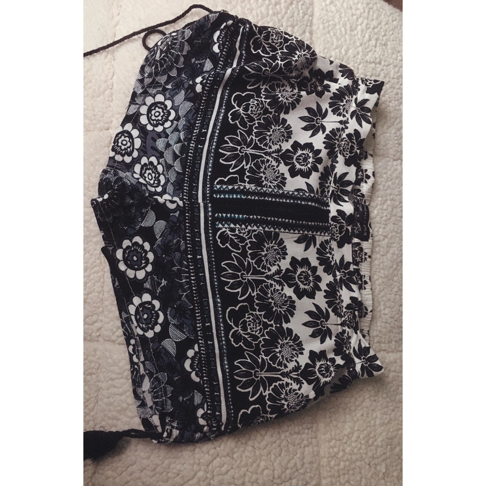 Kendal & Kylie shorts.