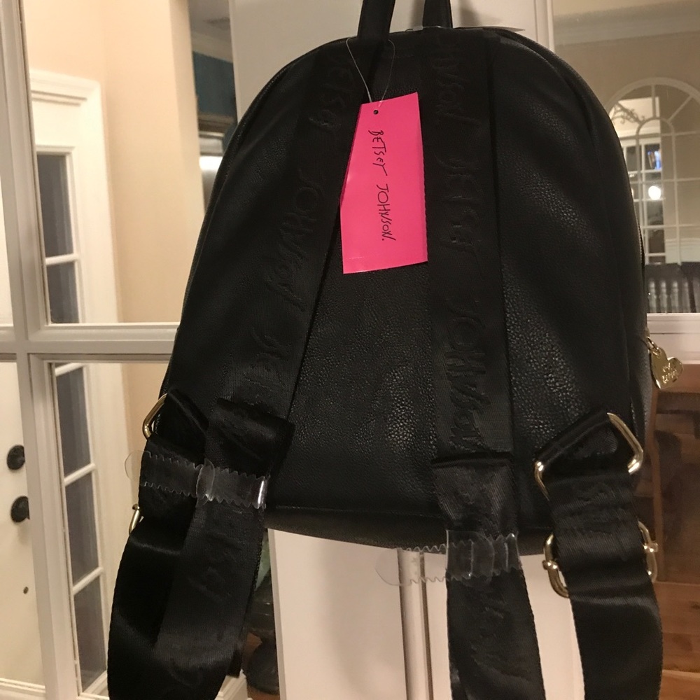 Betsey Johnson’s Medium Skull Backpack - Picture 3 of 8