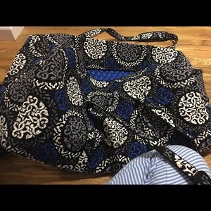 Vera Bradley extra large duffel bag