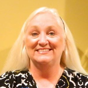 Meet your Posher, Debbie