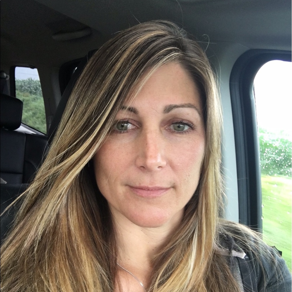 Meet your Posher, Debbie