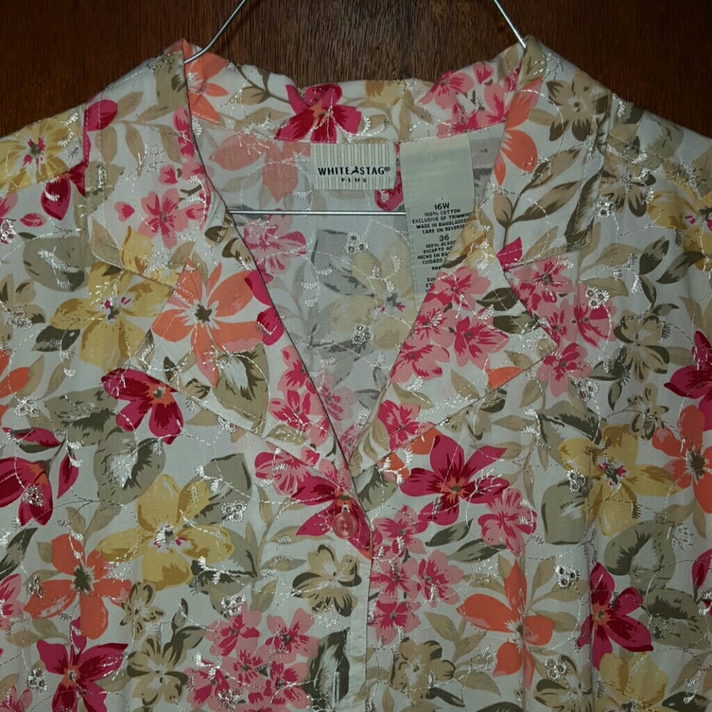 Woman's Whitestag 16W Button Down Shirt