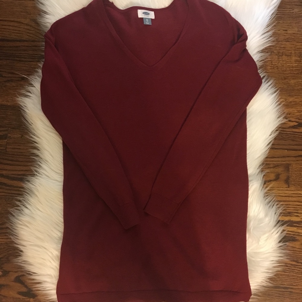 EUC burgundy side split sweater from Old Navy XS