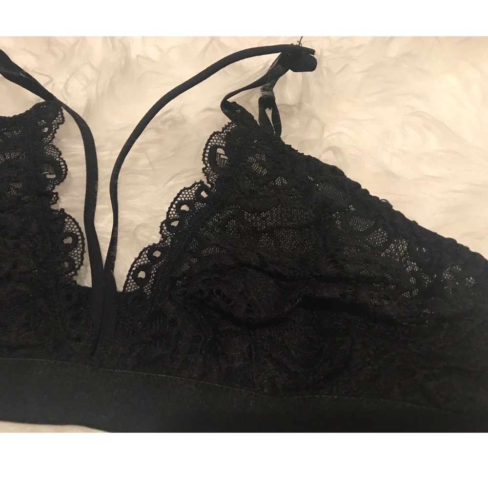1 LEFT! Black Lace Bralette - Picture 5 of 7