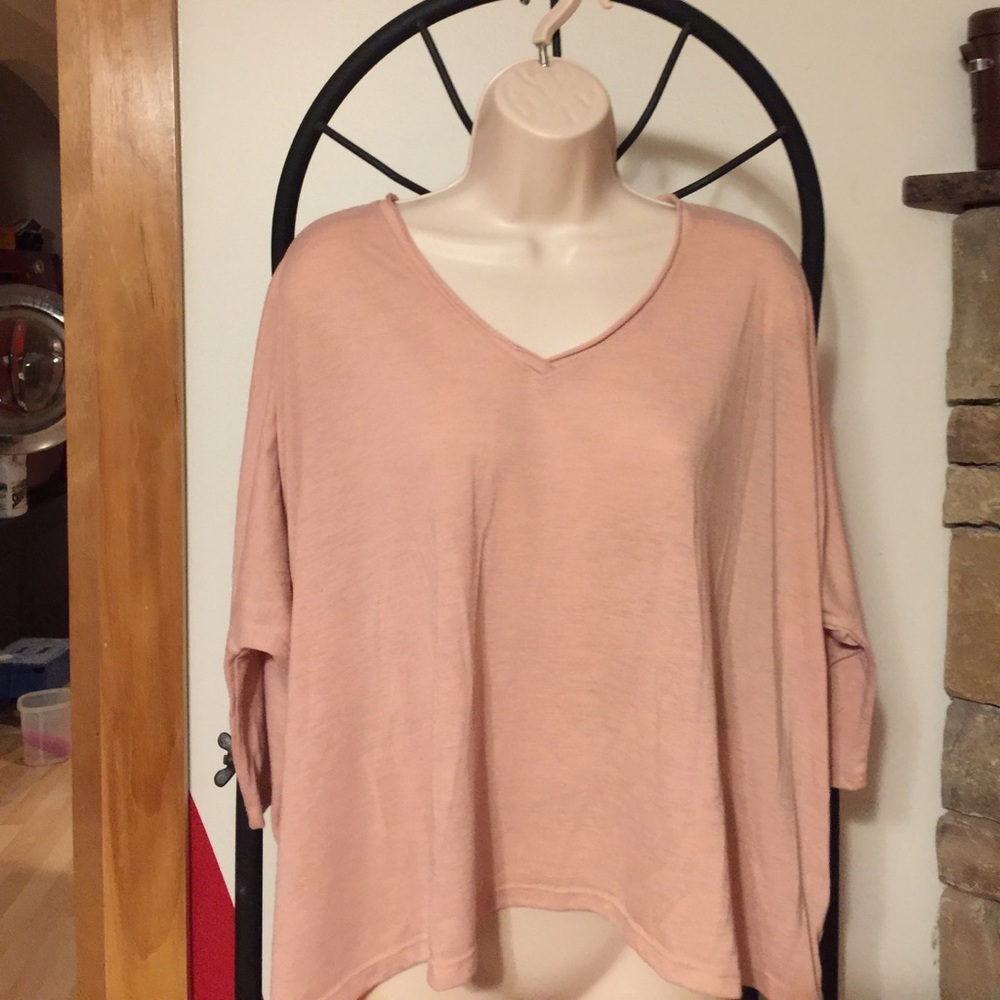 Pink V-neck half sleeve shirt