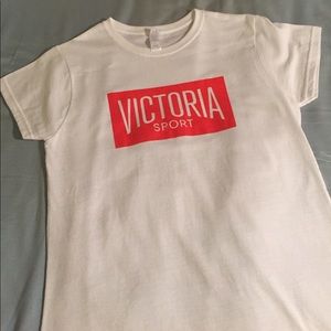 Victoria Sport tshirt