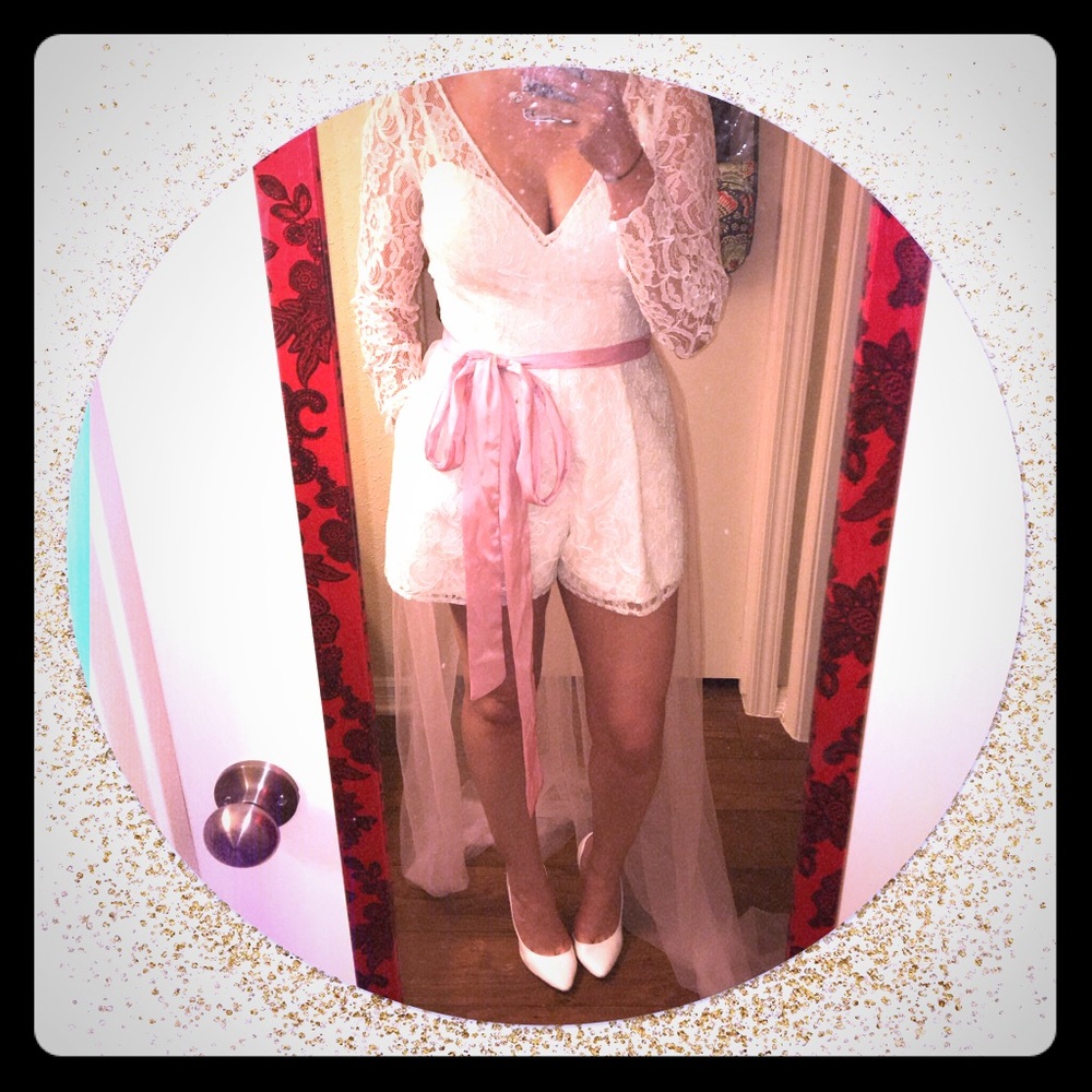 White Cynthia Rowley Bridal Romper 👰🏻💍