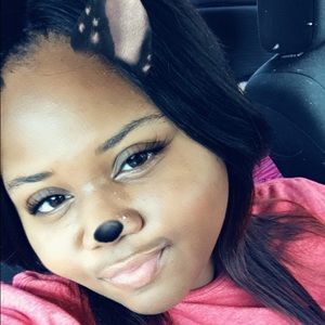 Meet your Posher, Lannisha