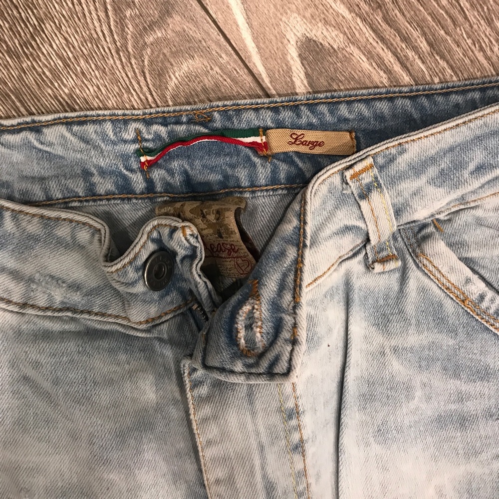 Jeans - Picture 3 of 4