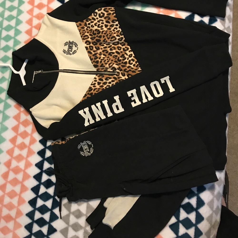Victoria’s Secret Cheetah Outfit!