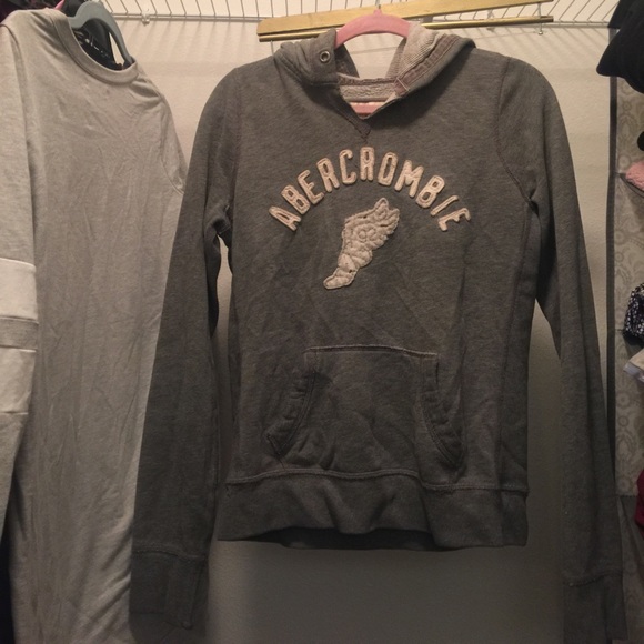 Abercrombie & Fitch Sweaters - Abercrombie hoodie