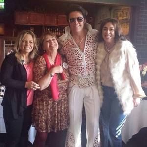 Meet your Posher, Juanita