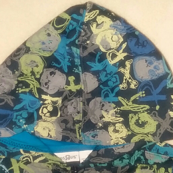 NWT Toddler Boys Skull N Crossbones 2 Piece Set 2t - Picture 3 of 8