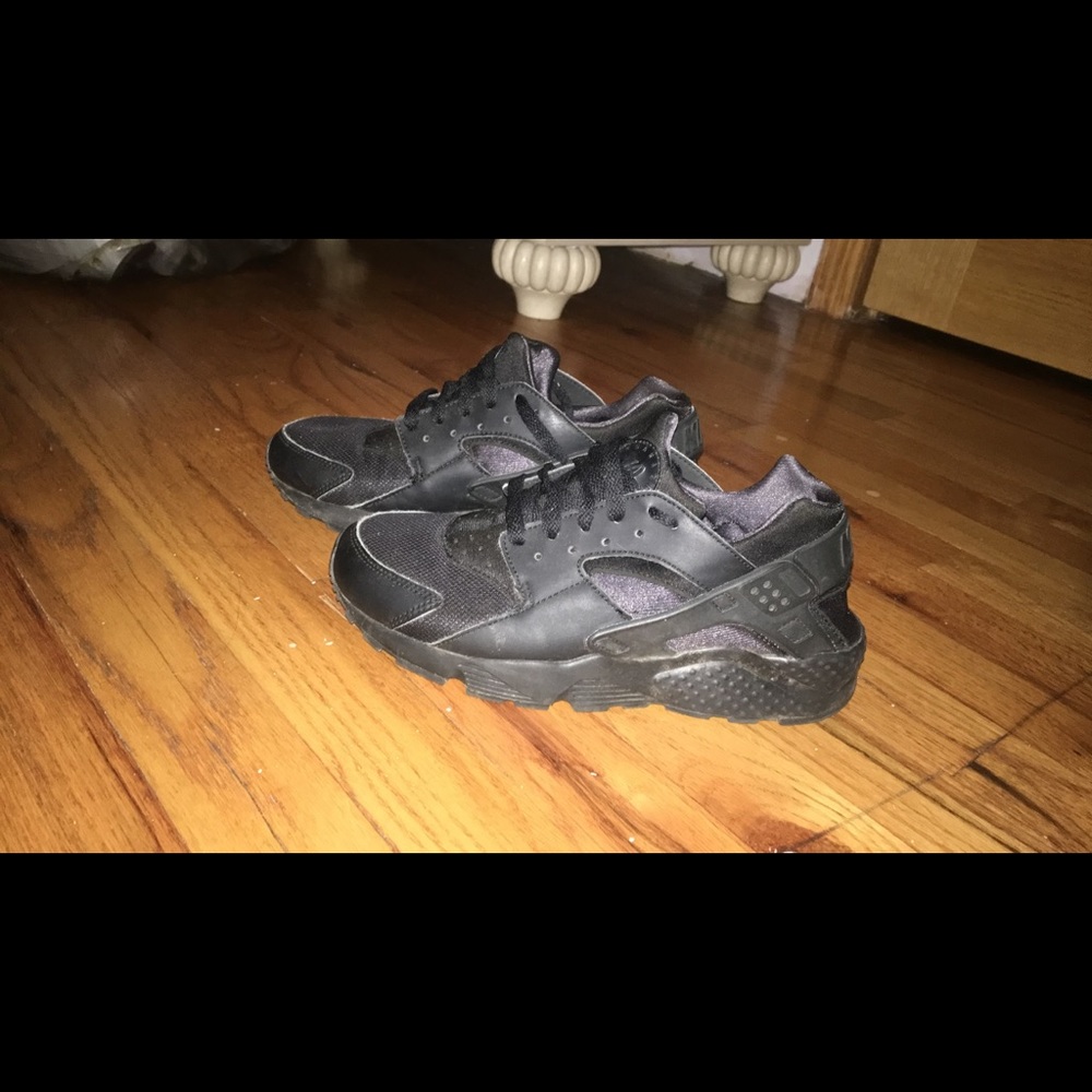 Nike Huarache Black