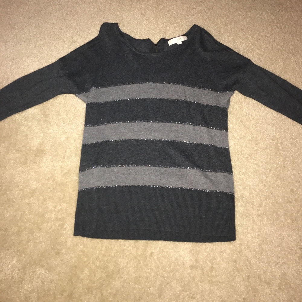 Grey sweater with metallic detail