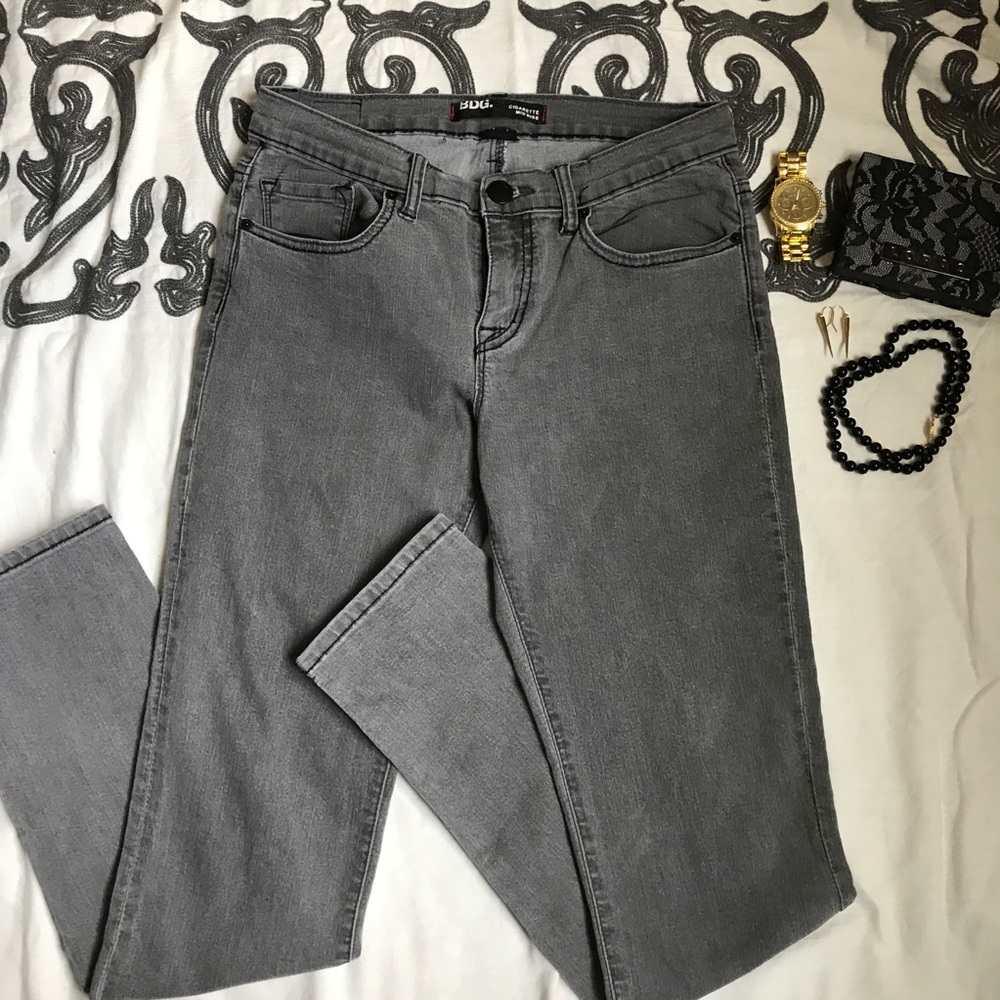 BDG Cigarette Mid-Rise Faded Gray Skinny Jeans