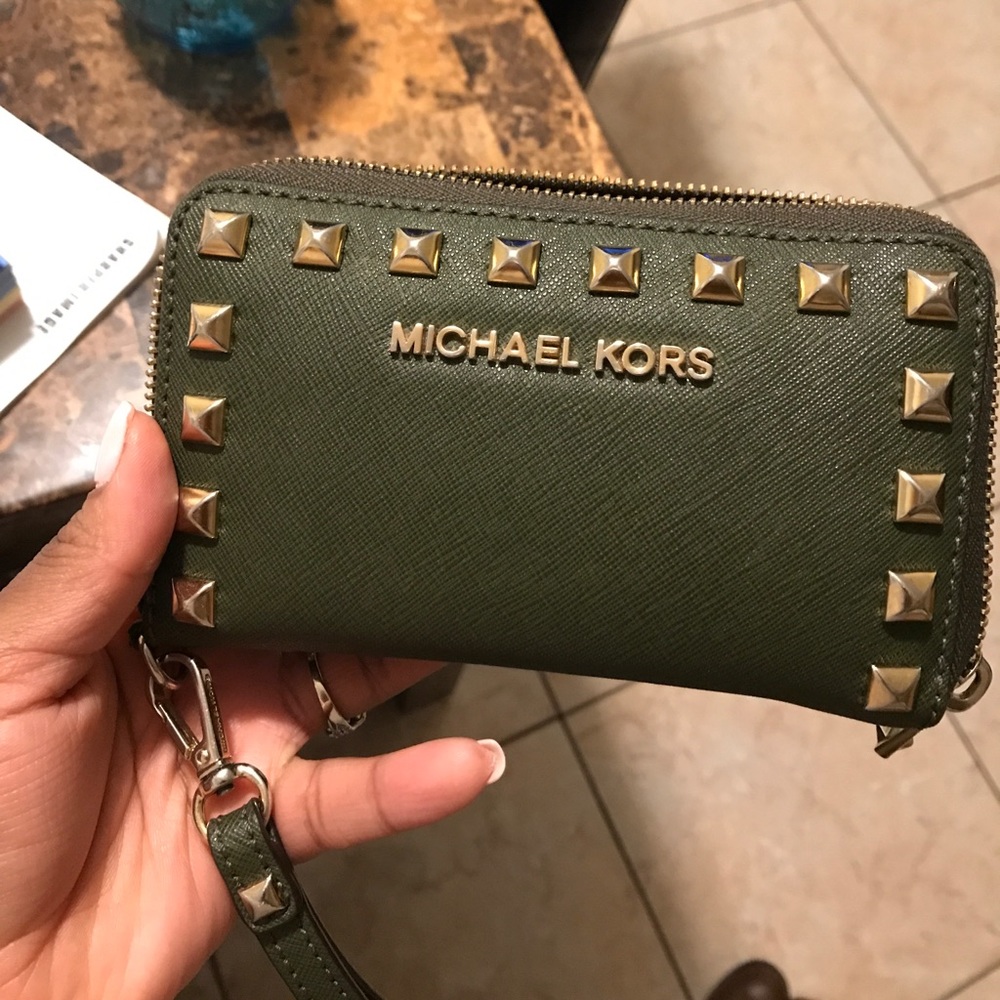 Michael Kors wallet
