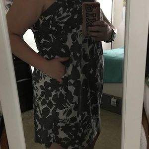 Old Navy floral dress with pockets