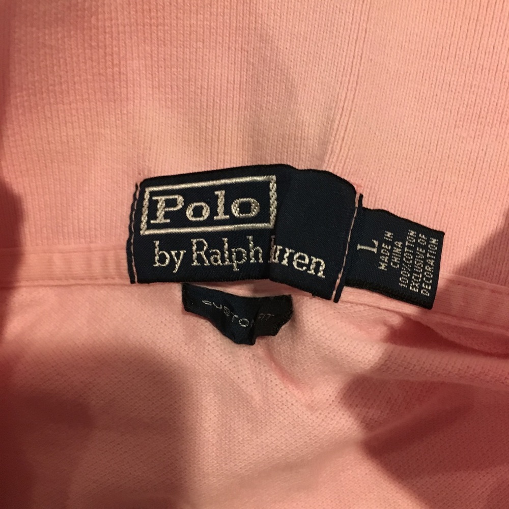 2 polo shirts - Picture 6 of 8