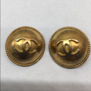 Authentic CHANEL CC Logo Clip-On Gold Earrings
