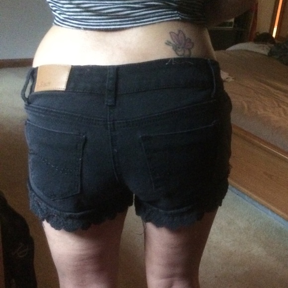 Rue 21 shorts - Picture 3 of 8