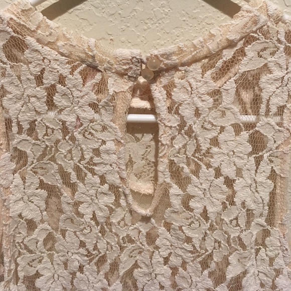 Lace tank top - Picture 4 of 4