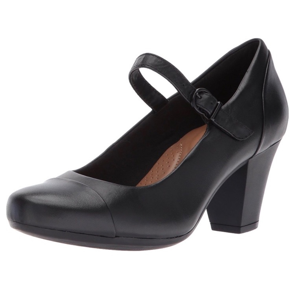 Clarks Women's Garnit Tiana Dress Pump