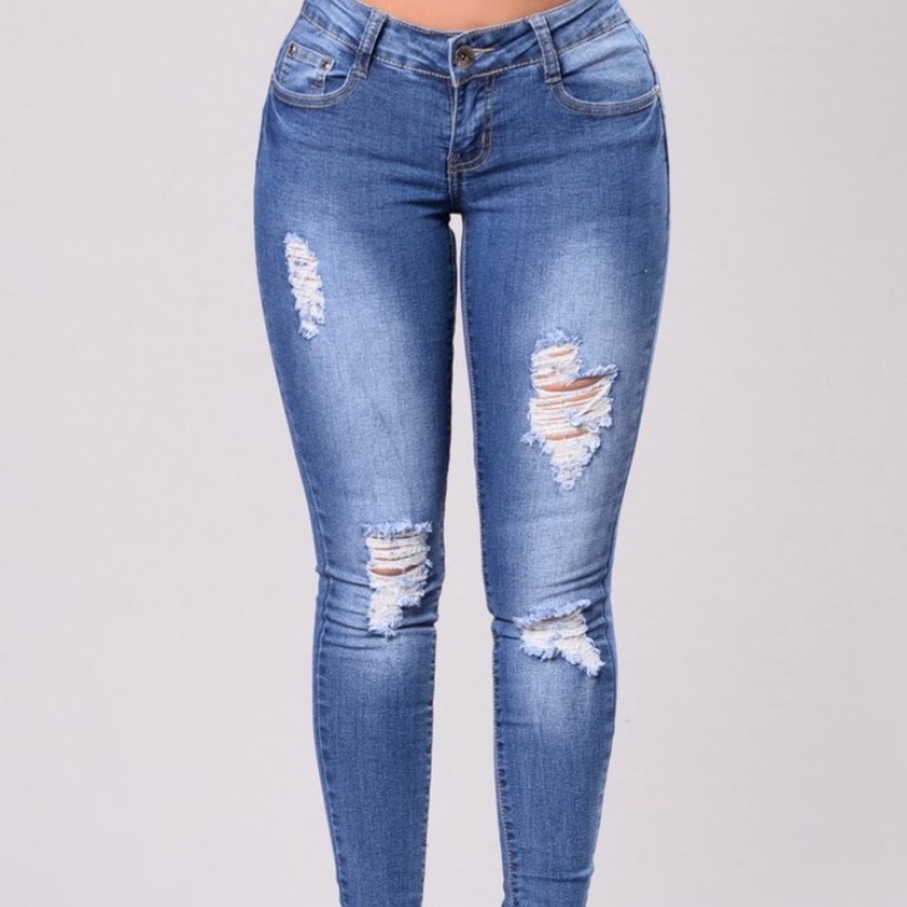 Fashion Nova Jeans / Too Much Booty Jeans -Midrise