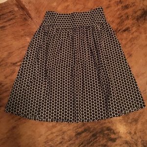 Navy & white skirt with side zipper.  So fun!