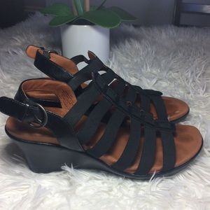 Gentle Souls by Kenneth Cole