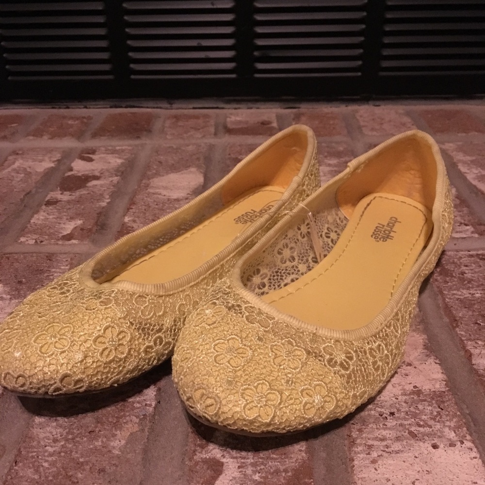 Charlotte Russe Yellow Flats Sz 8