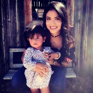 Meet your Posher, Lorena