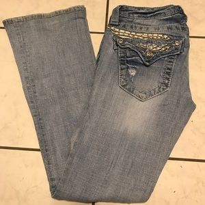 💥DONATING SOON💥Miss Me light wash ripped jeans