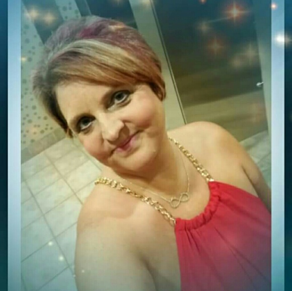 Meet your Posher, Robin - Picture 3 of 4