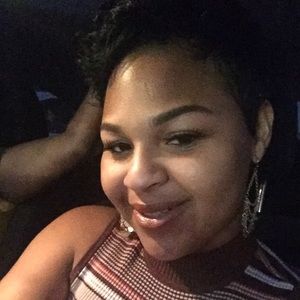 Meet your Posher, Precious