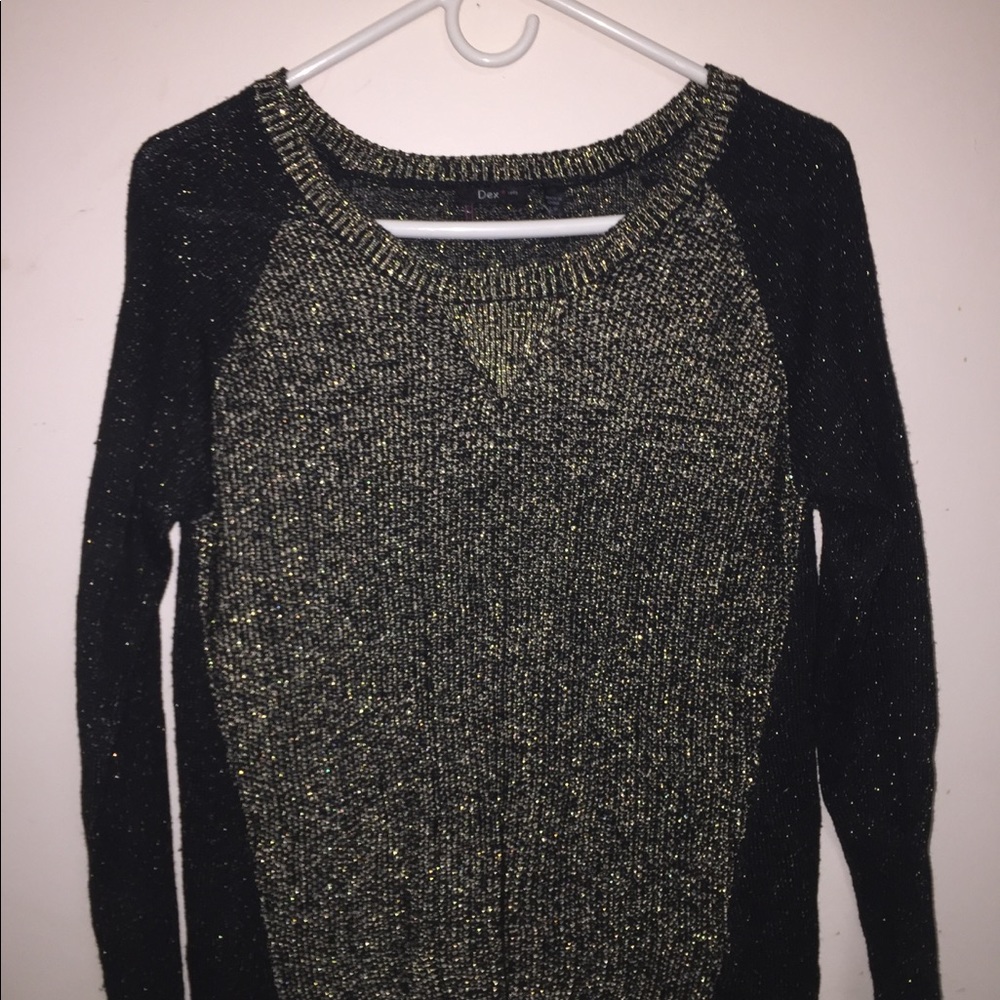 Brand new long sleeve gold metallic glitter