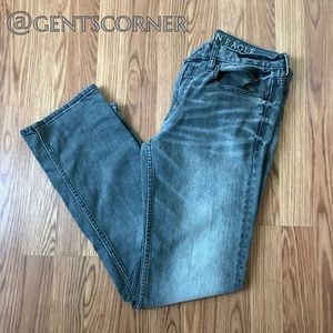 🎉HP 10/20 American Eagle Outfitters Straight Jean