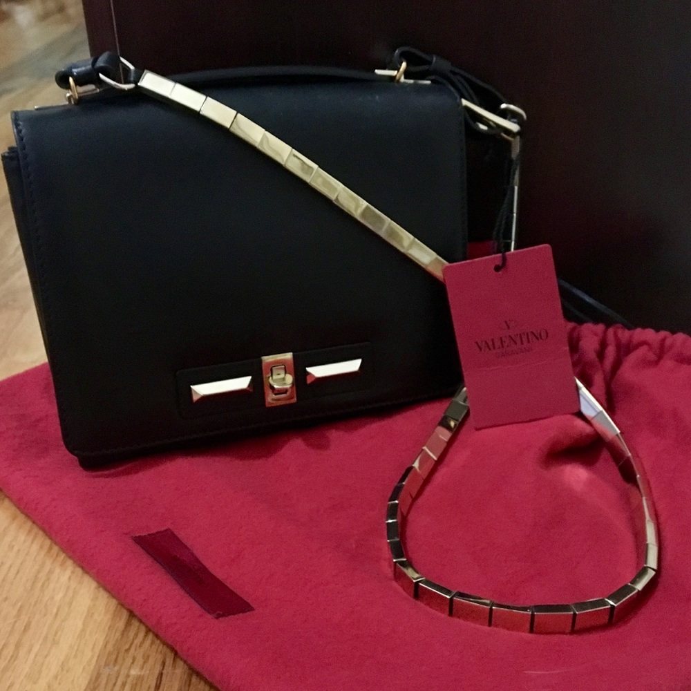 🍬Authentic Valentino Garavani  Bag