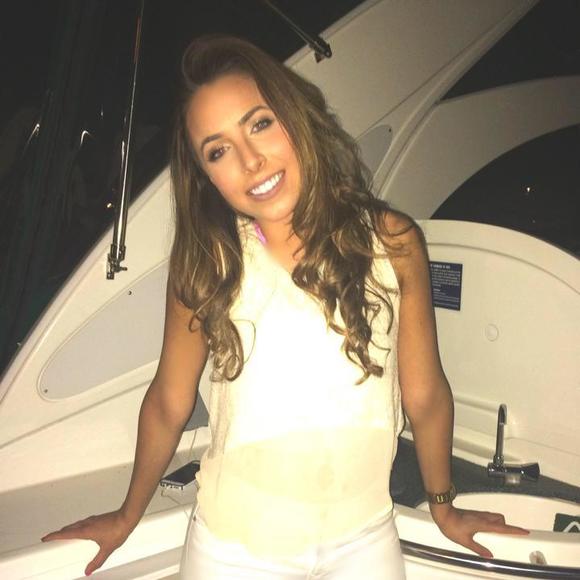 Meet your Posher, Molly - Picture 1 of 1