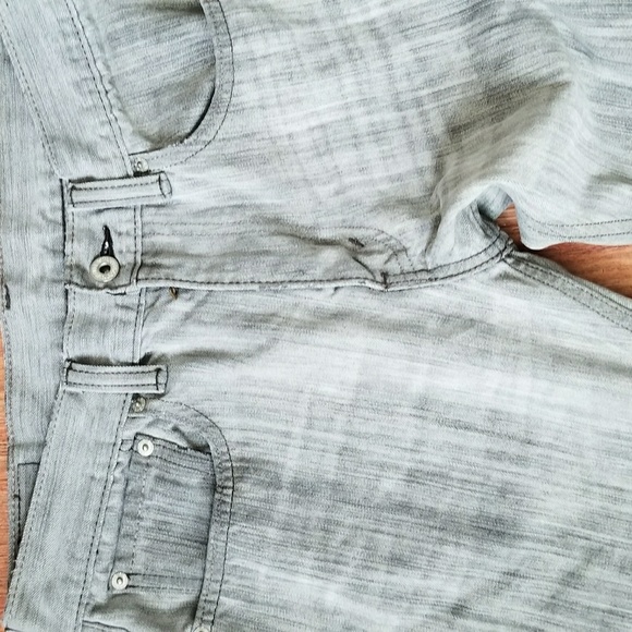 Levi's Jeans - Picture 3 of 6