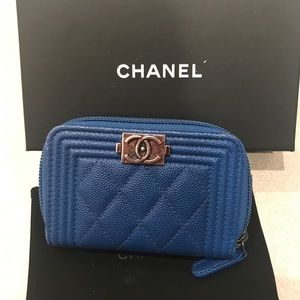 Chanel multi card holder