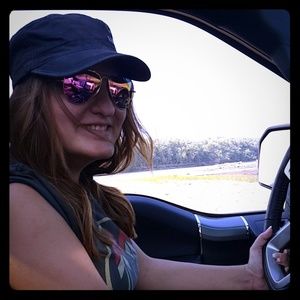 Meet your Posher, Sara