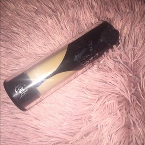 Kat Von D Lock-it Foundation