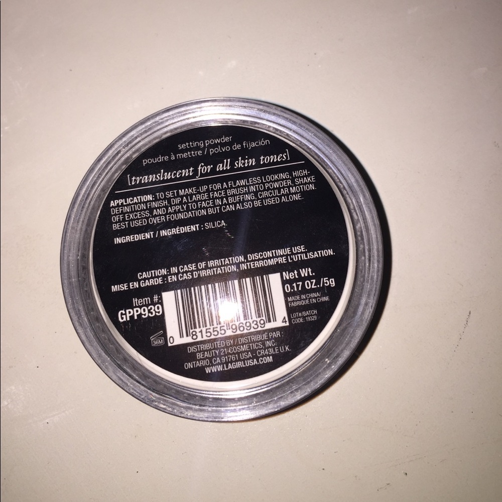 Makeup - Picture 3 of 3