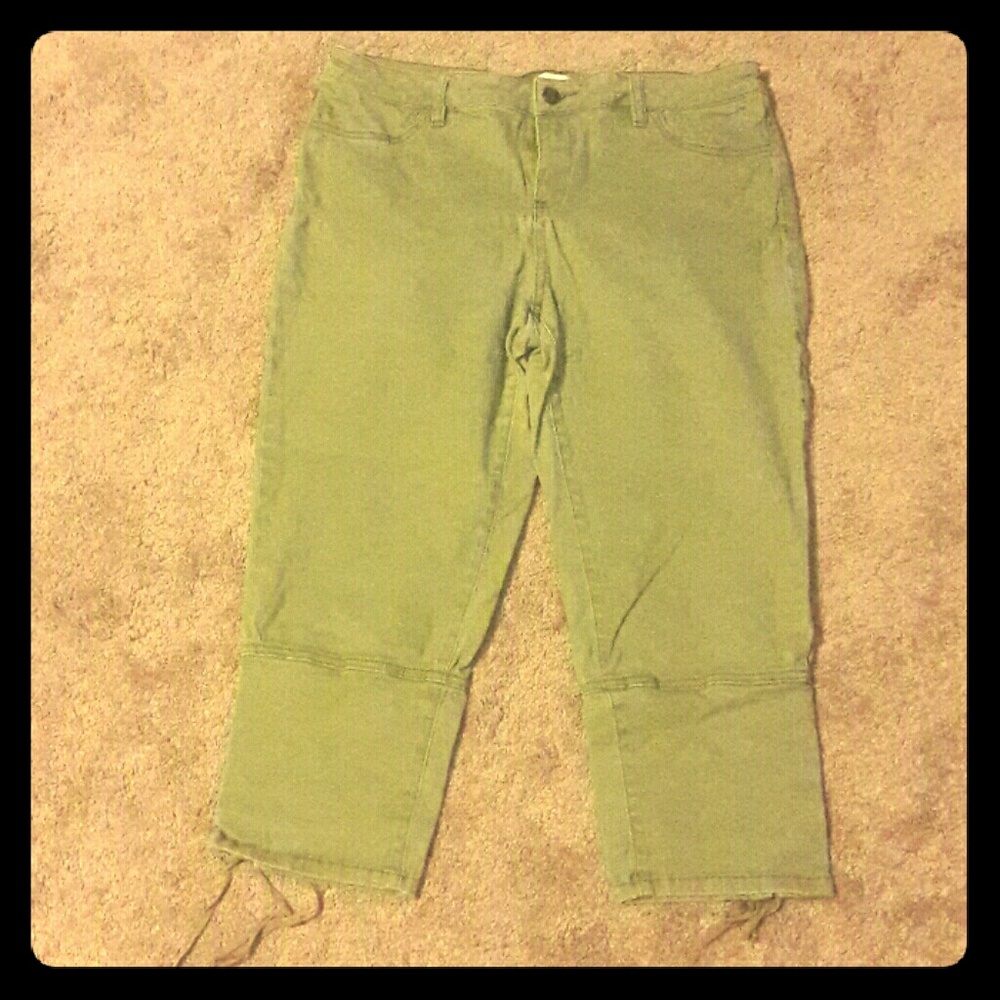 New York & co capris