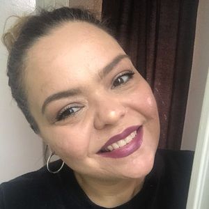 Meet your Posher, Jenicka