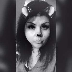 Meet your Posher, Adriana